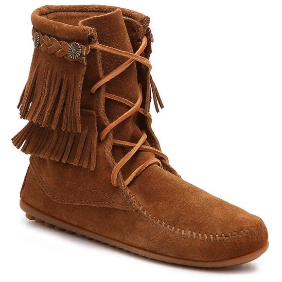 minnetonka tramper bootie